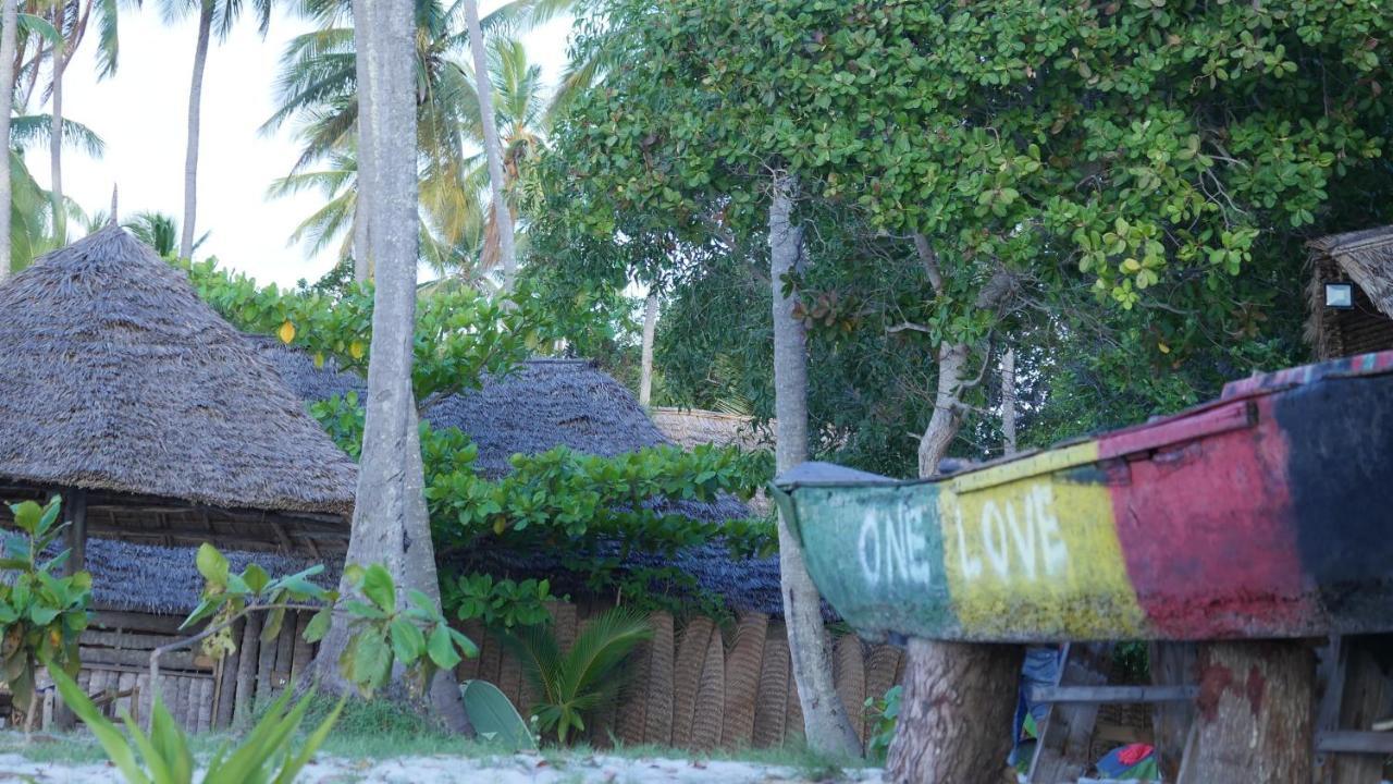 Kilindoni Afro Whale Shark Safari B&B 외부 사진